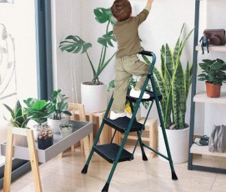 Best Step Ladders For Kitchen & Home Use in 2022